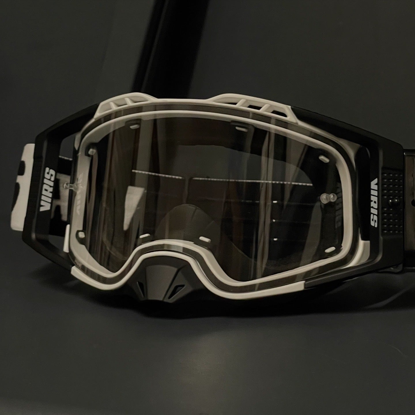 ONYX™ Park Series Arctic weiß/schwarz